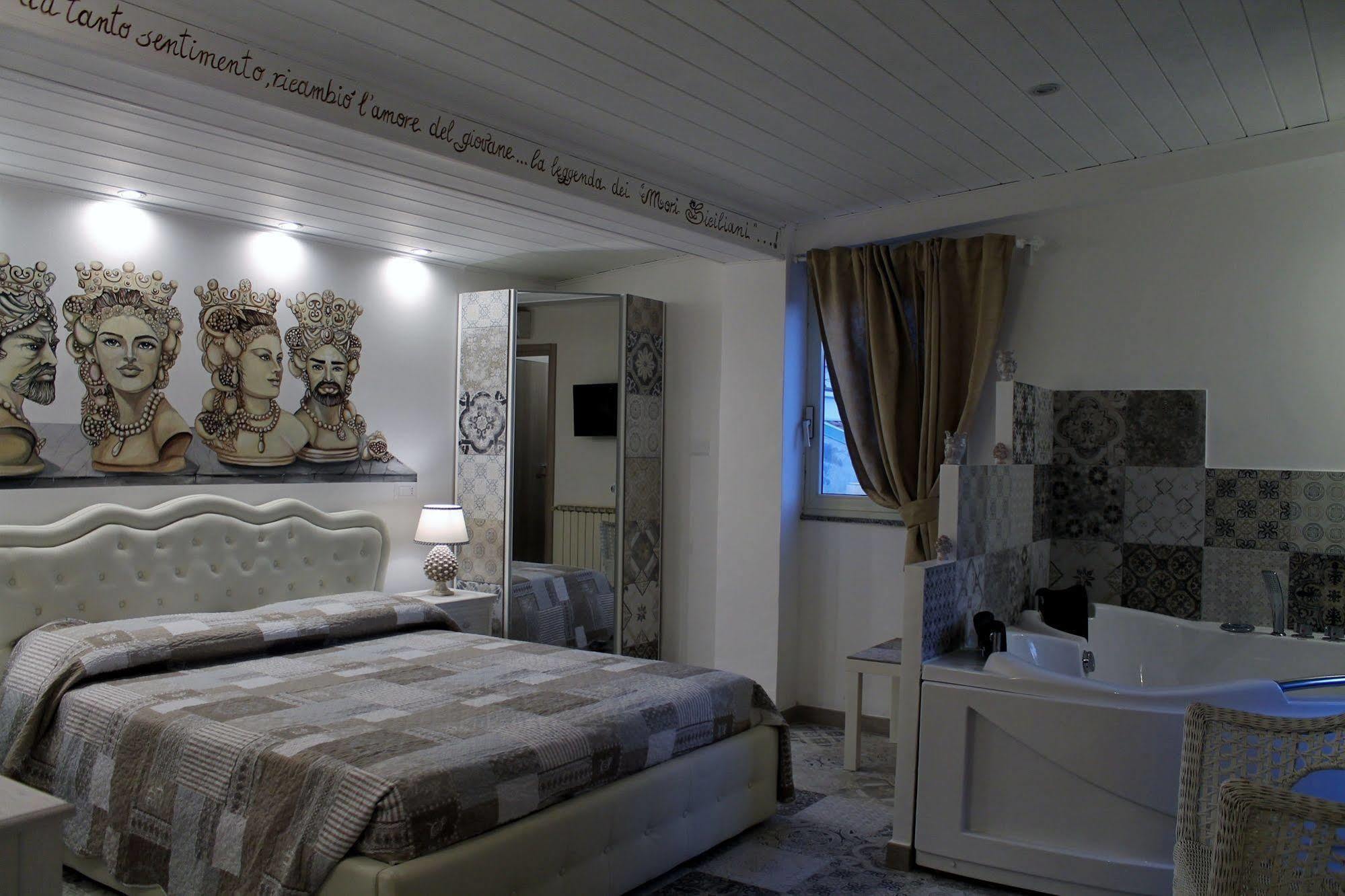 B&B Triskèles Giardini Naxos Eksteriør bilde