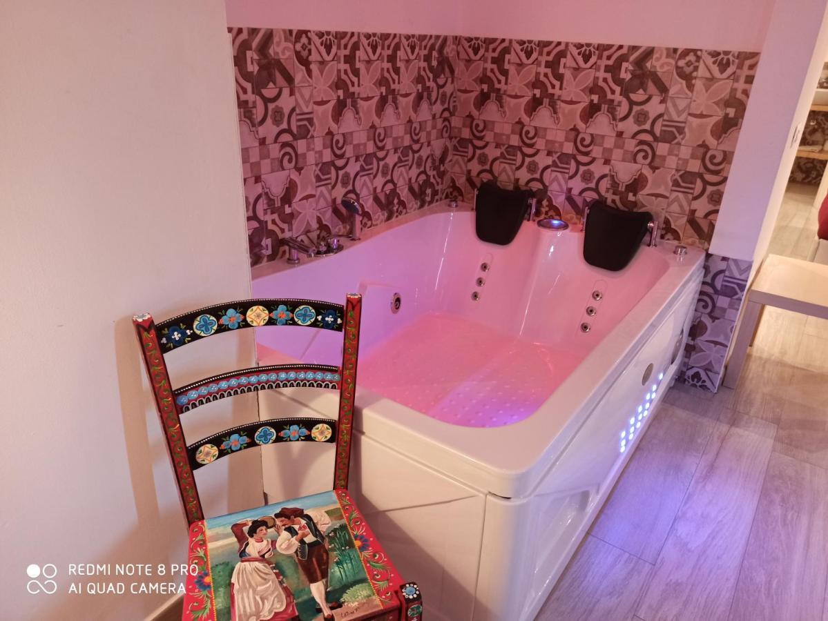 B&B Triskèles Giardini Naxos Eksteriør bilde