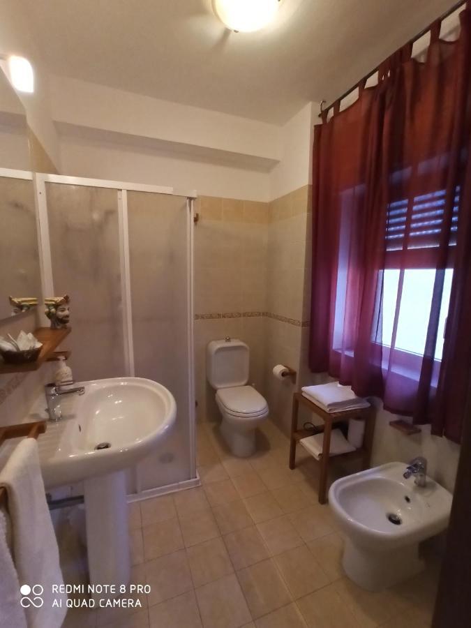 B&B Triskèles Giardini Naxos Eksteriør bilde